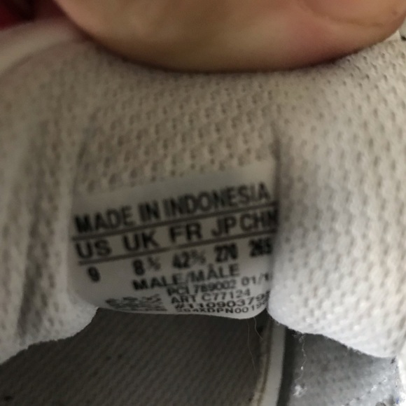 Men’s Size 9 GUC Adidas Superstar Sneakers - Picture 5 of 7